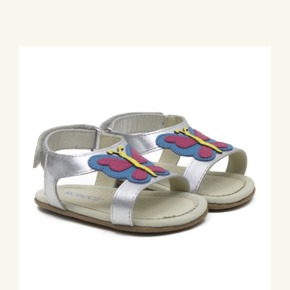 New in Box Robeez First Kicks Butterfly Sandals in Silver